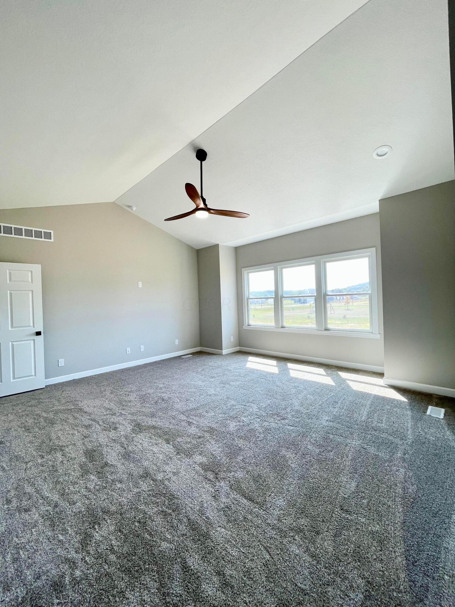 715 Colby Way Newark, OH 43055 - Photo 3 of 5 3