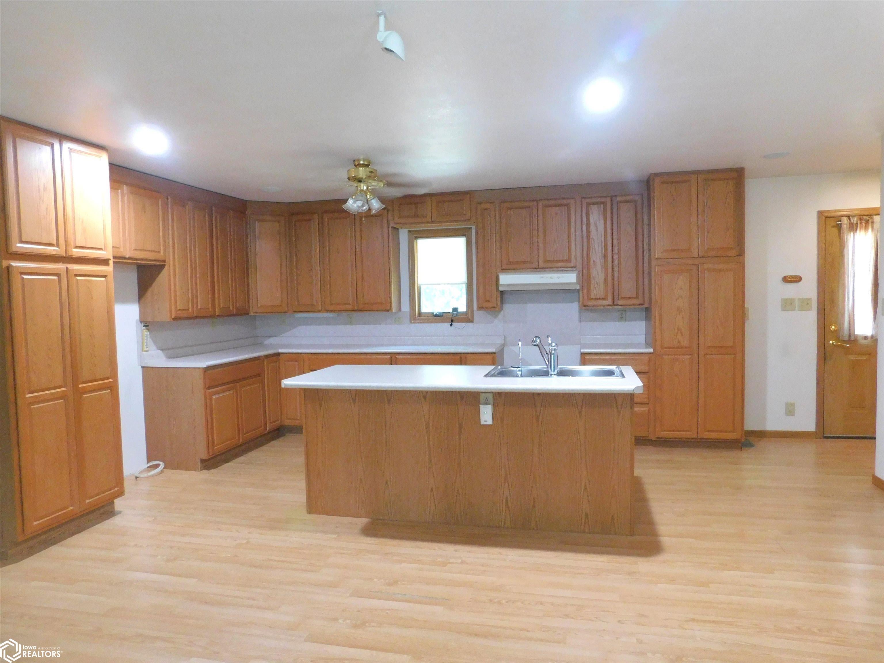 401 Main Street Deloit, IA 51441 - Photo 4 of 20 Gallery Image 4