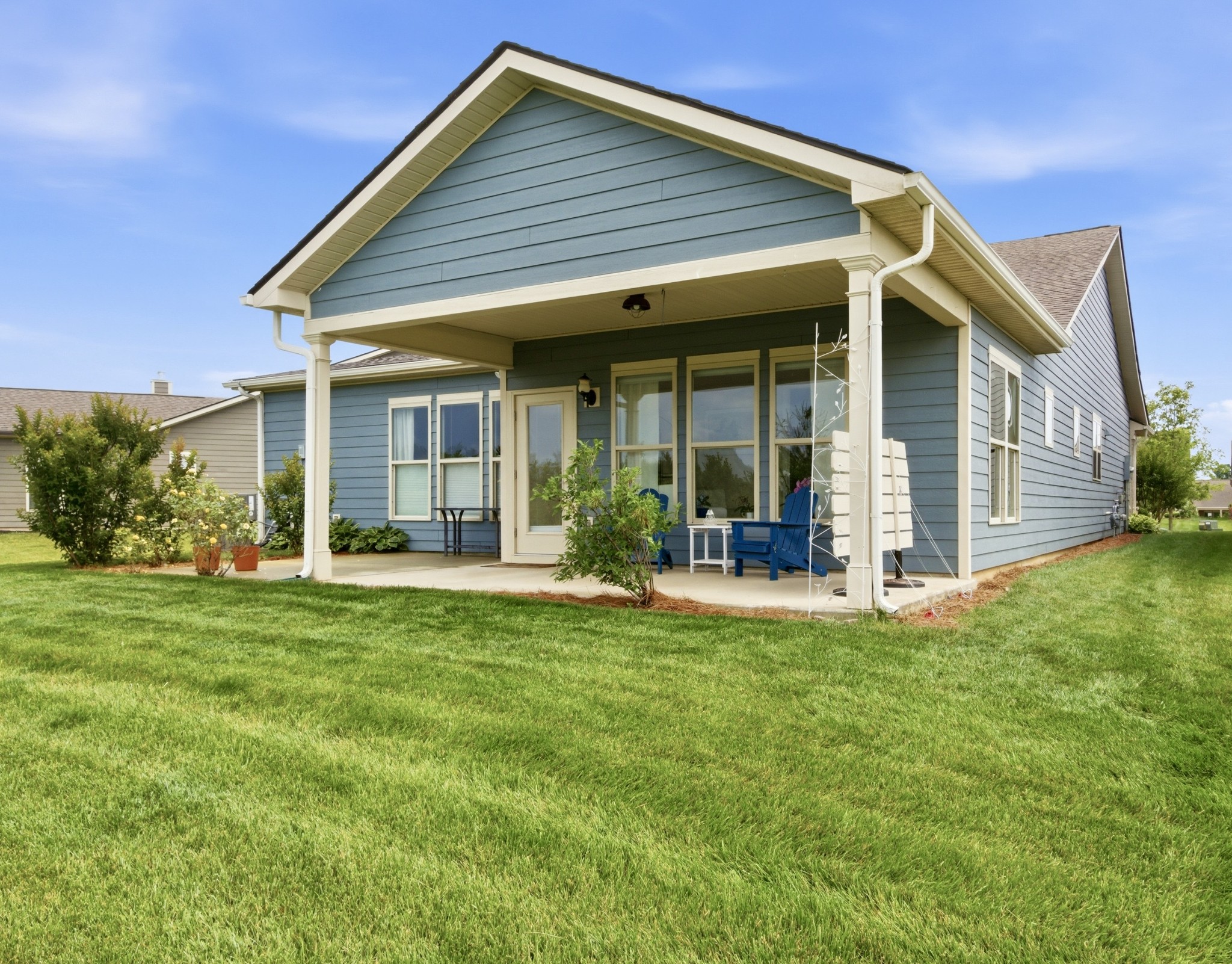 2321 Lawrence Ridge Spring Hill, TN 37174 - Photo 40 of 59 front view of a house with a yard