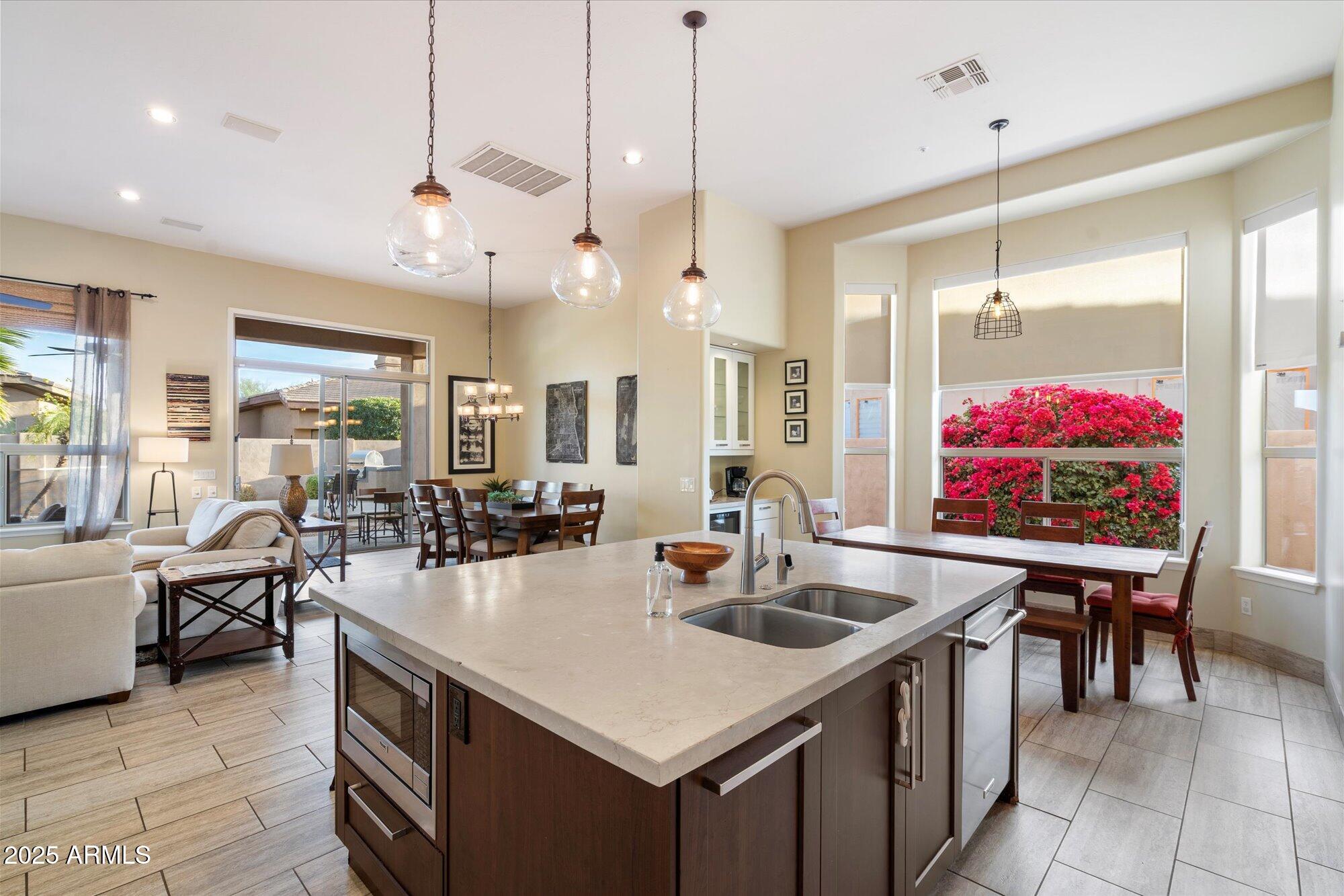 7917 East Thunderhawk Road Scottsdale, AZ 85255 - Photo 11 of 27 11-77624506