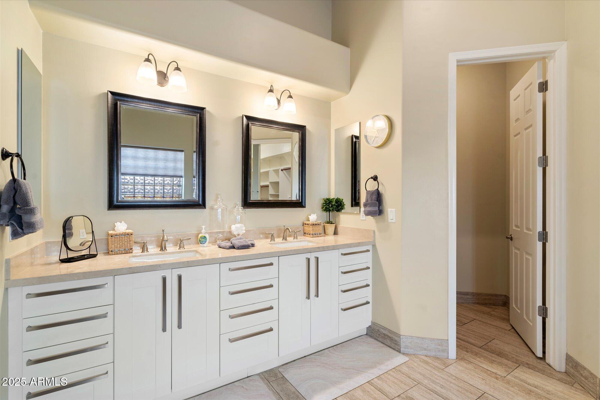 7917 East Thunderhawk Road Scottsdale, AZ 85255 - Photo 16 of 27 16-77624393