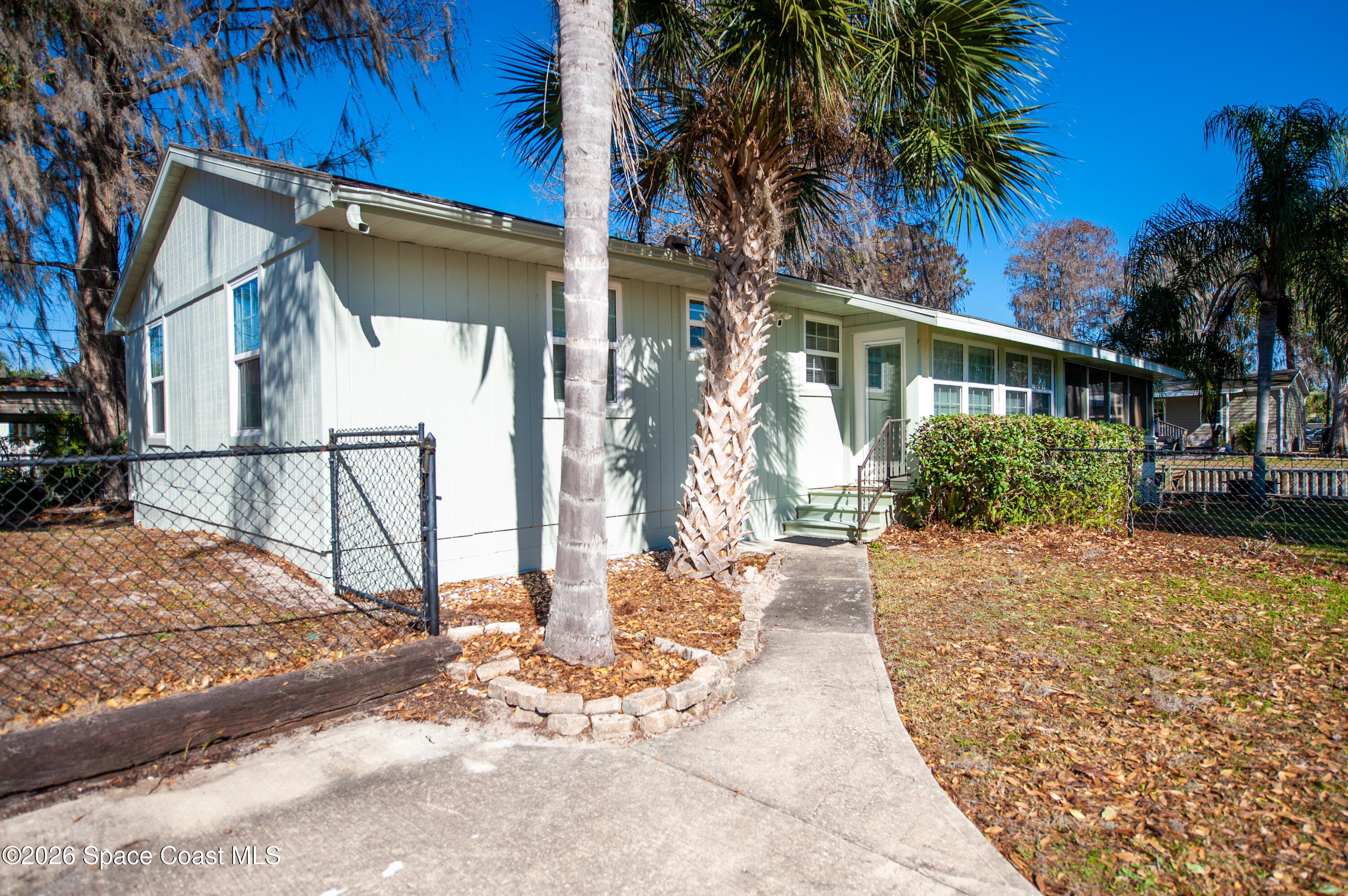 56304 Acorn Road Astor, FL 32102 - Photo 2 of 51 Acorn-19