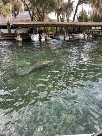 a picture of a bench in a bathroom