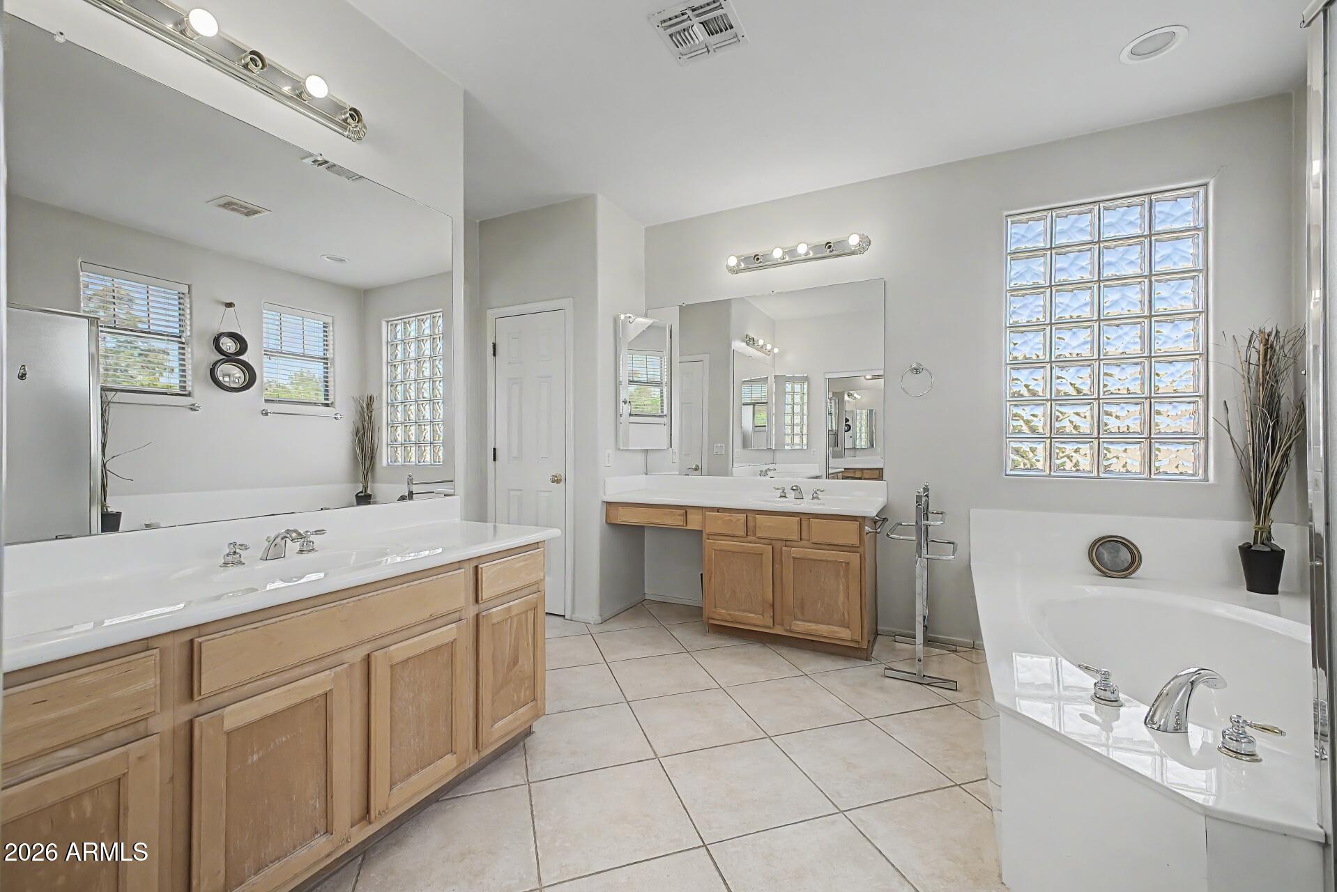 2524 East Fremont Road Phoenix, AZ 85042 - Photo 32 of 54