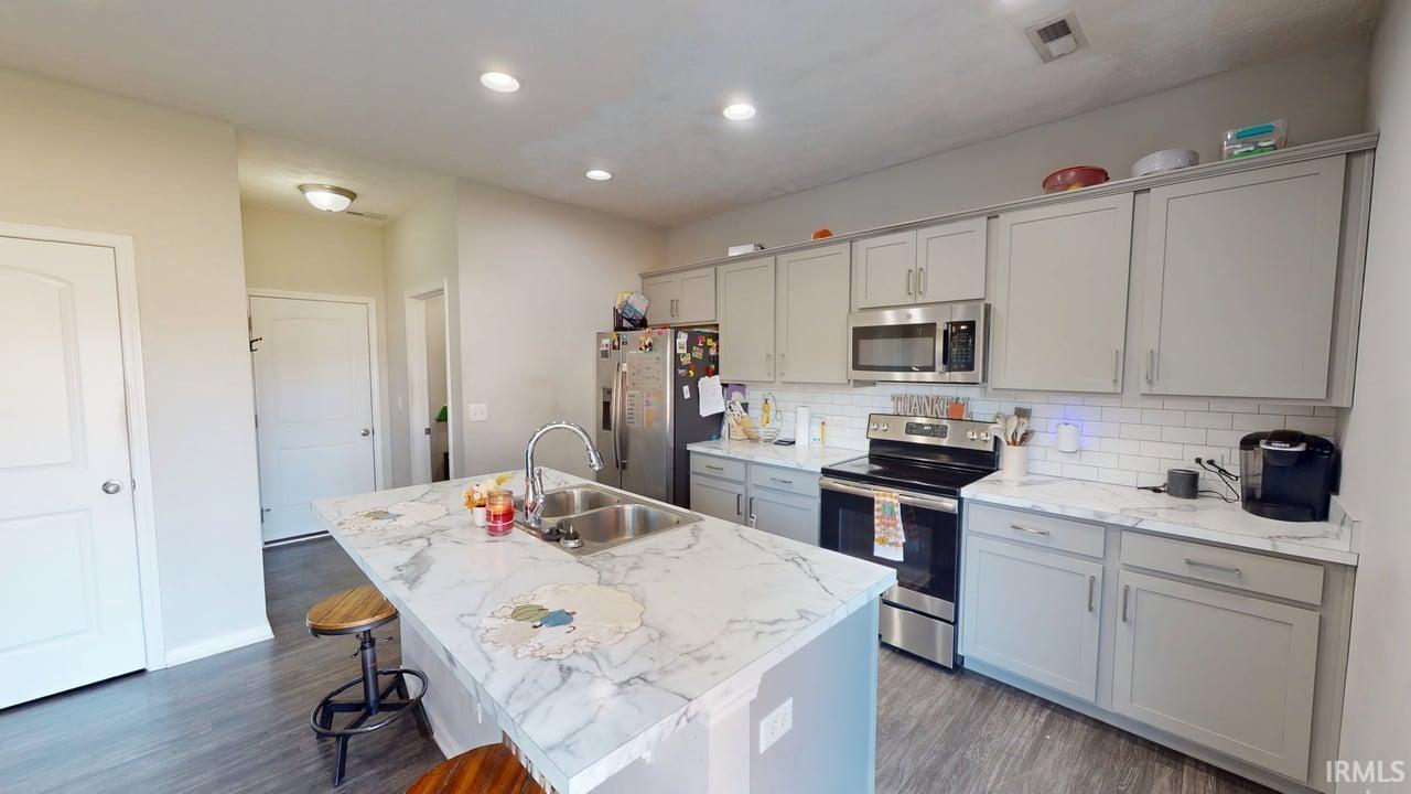 302 Stellar Way Huntingburg, IN 47542 - Photo 8 of 20