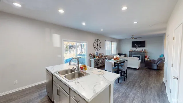 $239,900 | 302 Stellar Way, Huntingburg, IN 47542