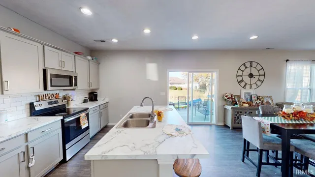 $239,900 | 302 Stellar Way, Huntingburg, IN 47542