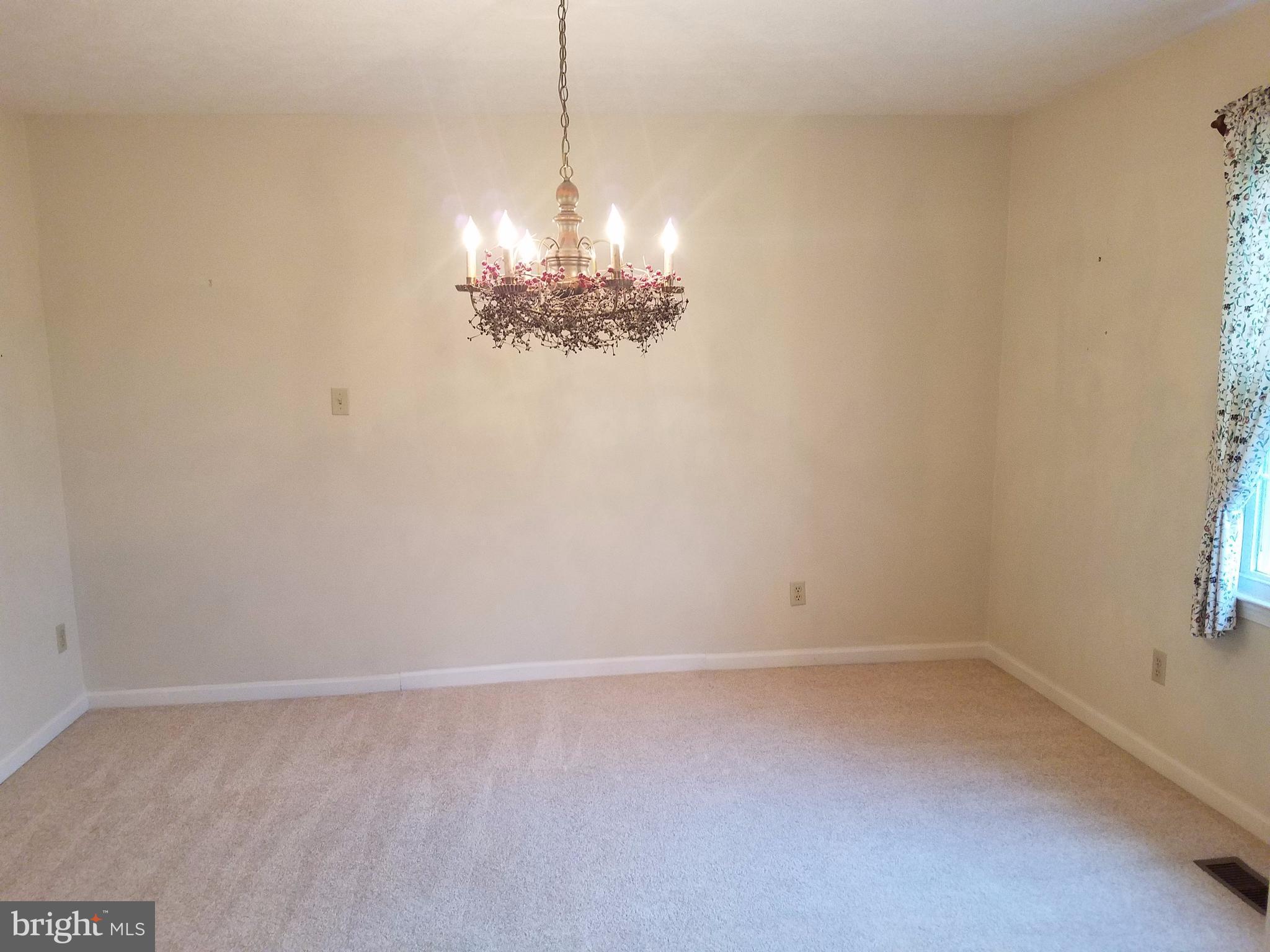 1087 Crooked Run Road Mount Jackson, VA 22842 - Photo 16 of 29 Dining Room