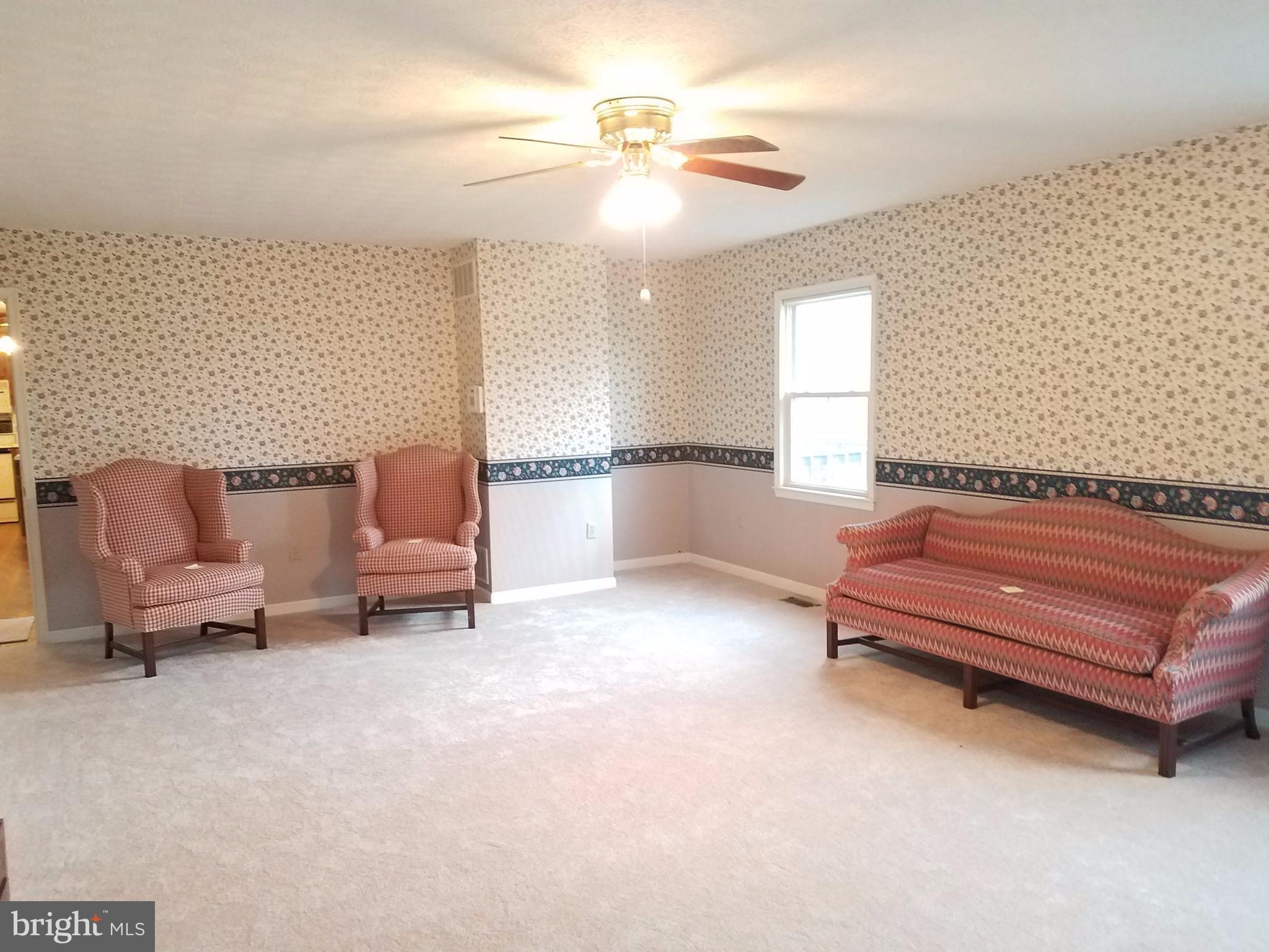 1087 Crooked Run Road Mount Jackson, VA 22842 - Photo 17 of 29 Huge Master Bedroom