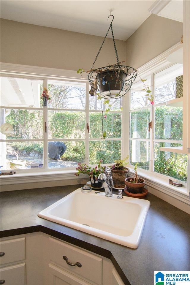 901 57th Street South Birmingham, AL 35212 - Photo 15 of 39