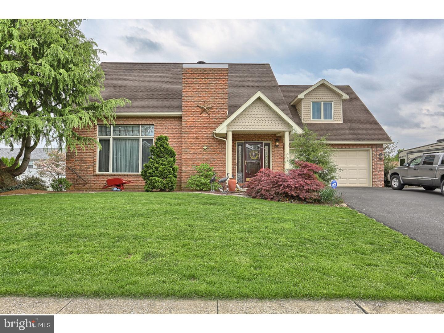 1142 Tuckerton Road Reading, PA 19605 - Photo 1 of 21 Exterior Front