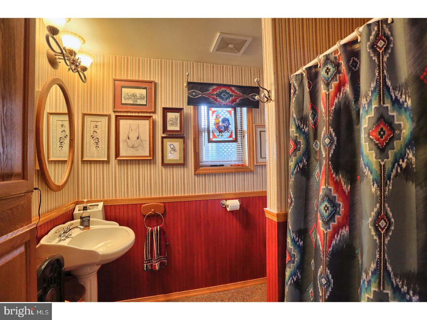 1142 Tuckerton Road Reading, PA 19605 - Photo 12 of 21 Bathroom