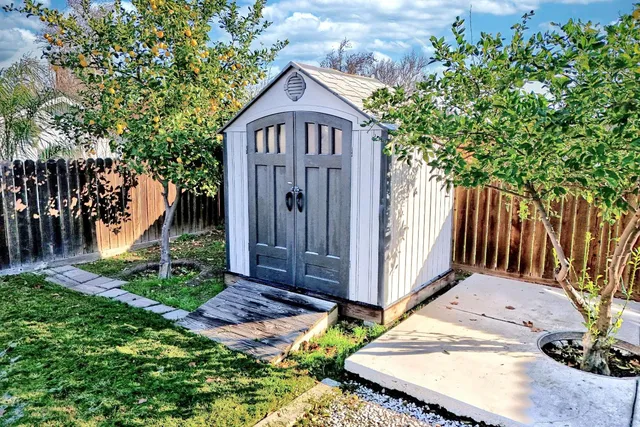 $550,000 | 495 West Central Avenue, Tracy, CA 95376