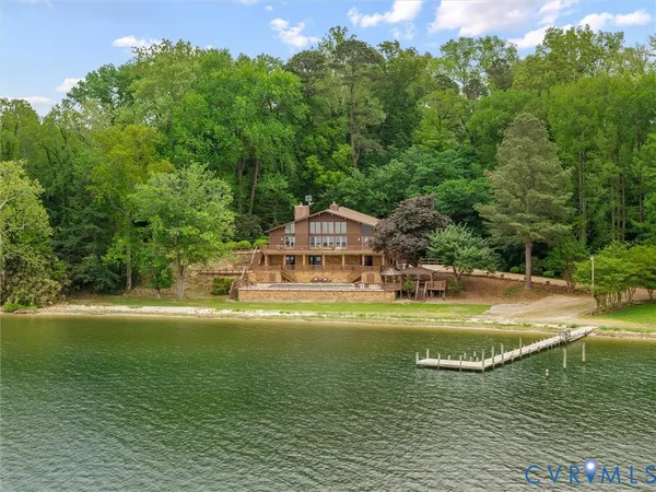 $1,499,900 | 310 Green Point Lane, Dutton, VA 23050