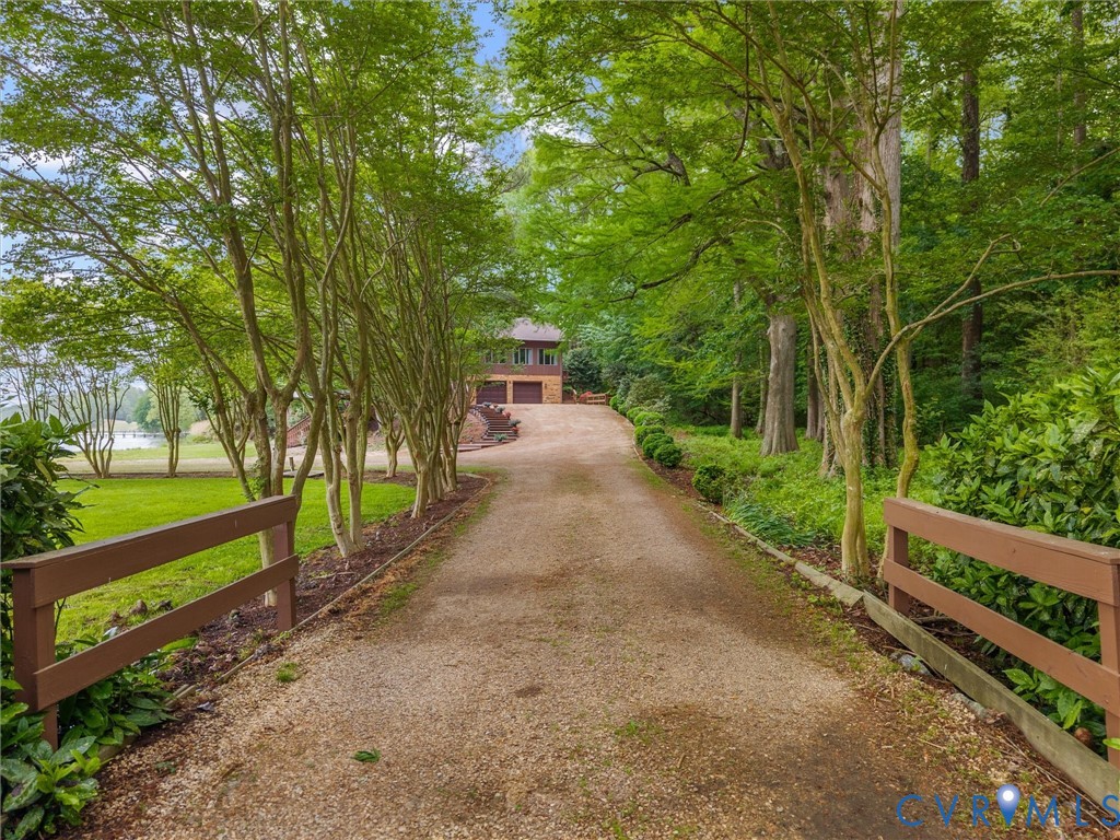 310 Green Point Lane Dutton, VA 23050 - Photo 3 of 50