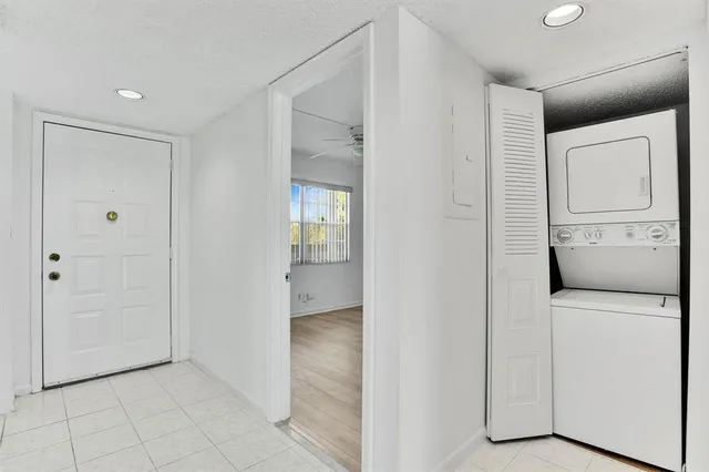 a view of utility room