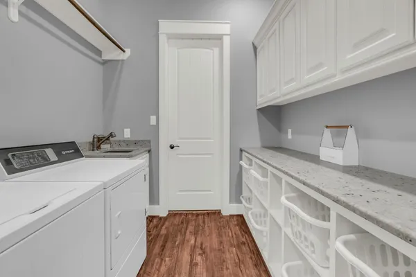 $1,195,000 | 14702 Topaz Court, Willis, TX 77378