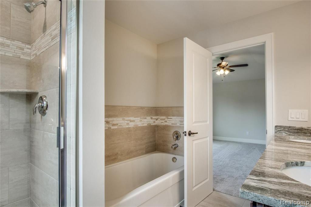 2914 Walsh Drive Rochester Hills, MI 48309 - Photo 31 of 36