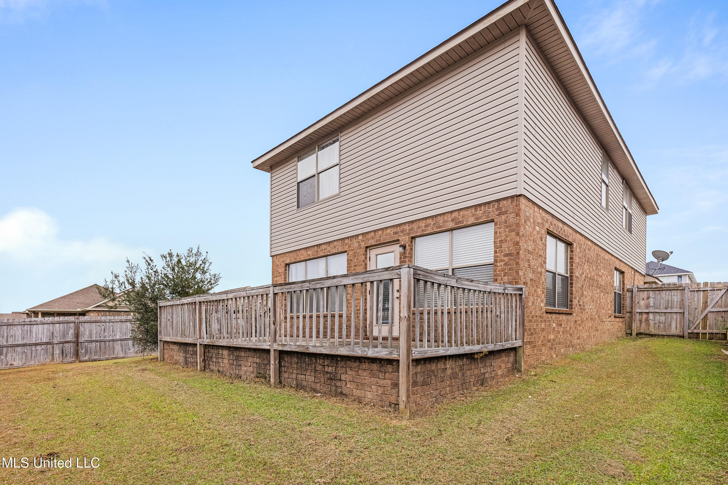 4950 Windmill Avenue D'Iberville, MS 39540 - Photo 7 of 37 4950WindmillAve-35