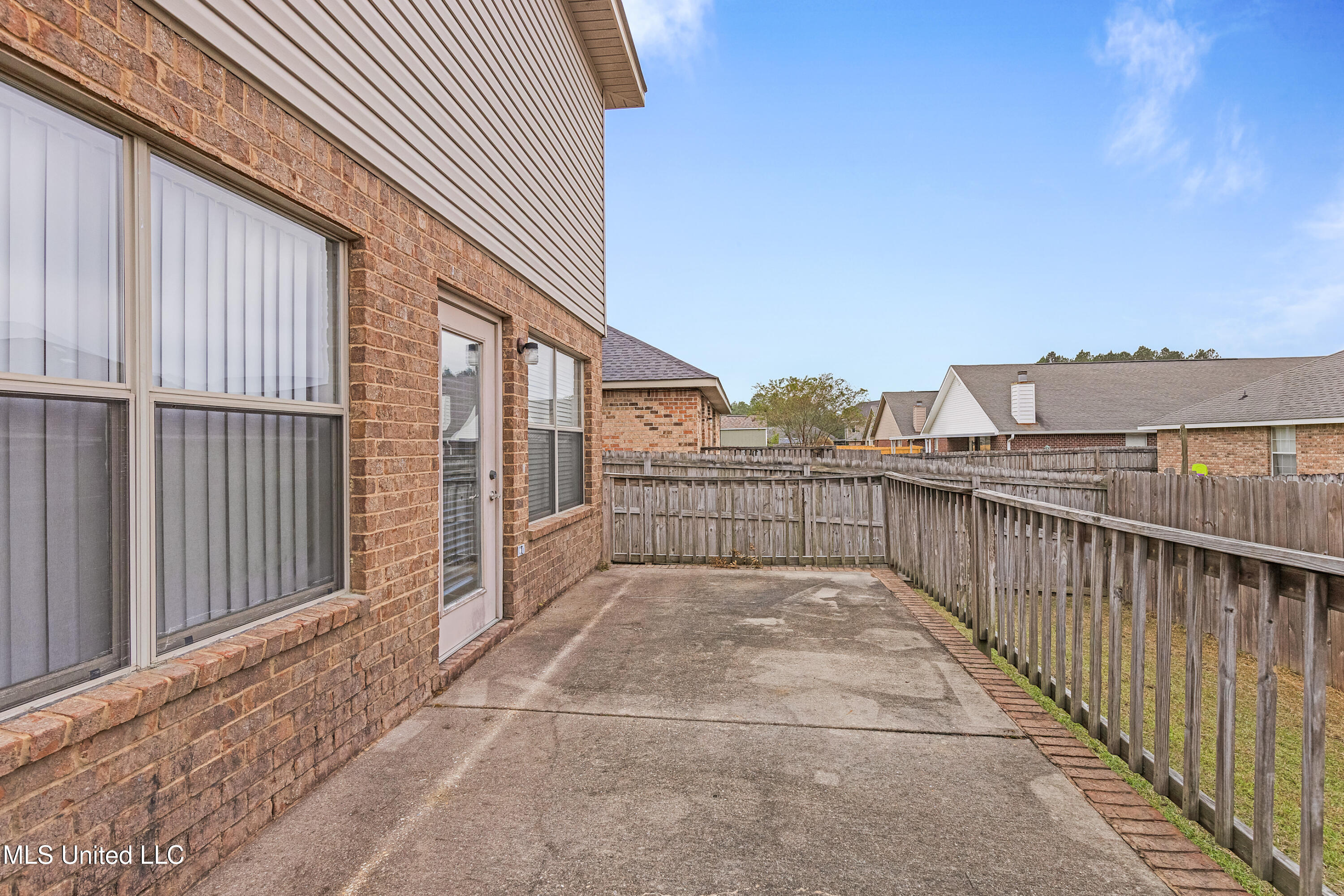 4950 Windmill Avenue D'Iberville, MS 39540 - Photo 8 of 37 4950WindmillAve-33