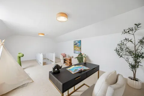 $2,600,000 | 563 Edinburgh Street, San Mateo, CA 94402