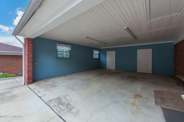 a view of empty room