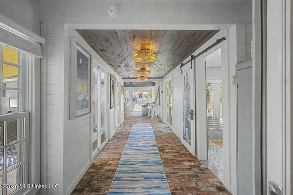 $999,000 | 1589 East 2nd Street, Pass Christian, MS 39571