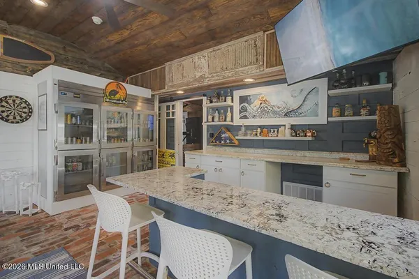 $999,000 | 1589 East 2nd Street, Pass Christian, MS 39571