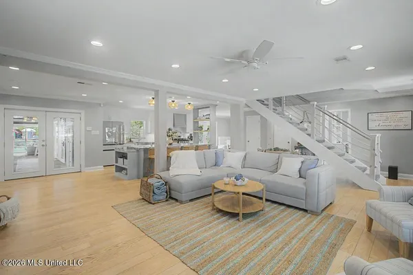 $999,000 | 1589 East 2nd Street, Pass Christian, MS 39571