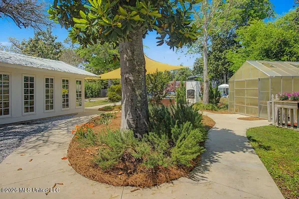 $999,000 | 1589 East 2nd Street, Pass Christian, MS 39571