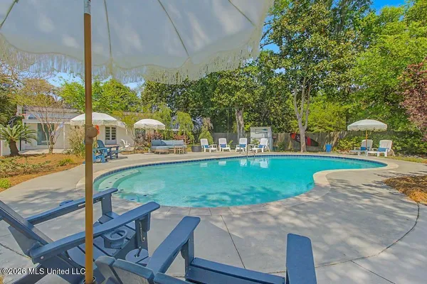 $999,000 | 1589 East 2nd Street, Pass Christian, MS 39571