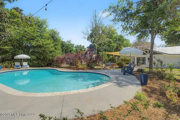 $999,000 | 1589 East 2nd Street, Pass Christian, MS 39571