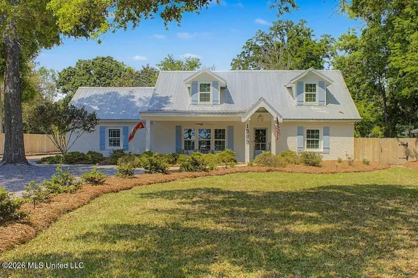 $999,000 | 1589 East 2nd Street, Pass Christian, MS 39571