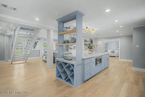 $999,000 | 1589 East 2nd Street, Pass Christian, MS 39571