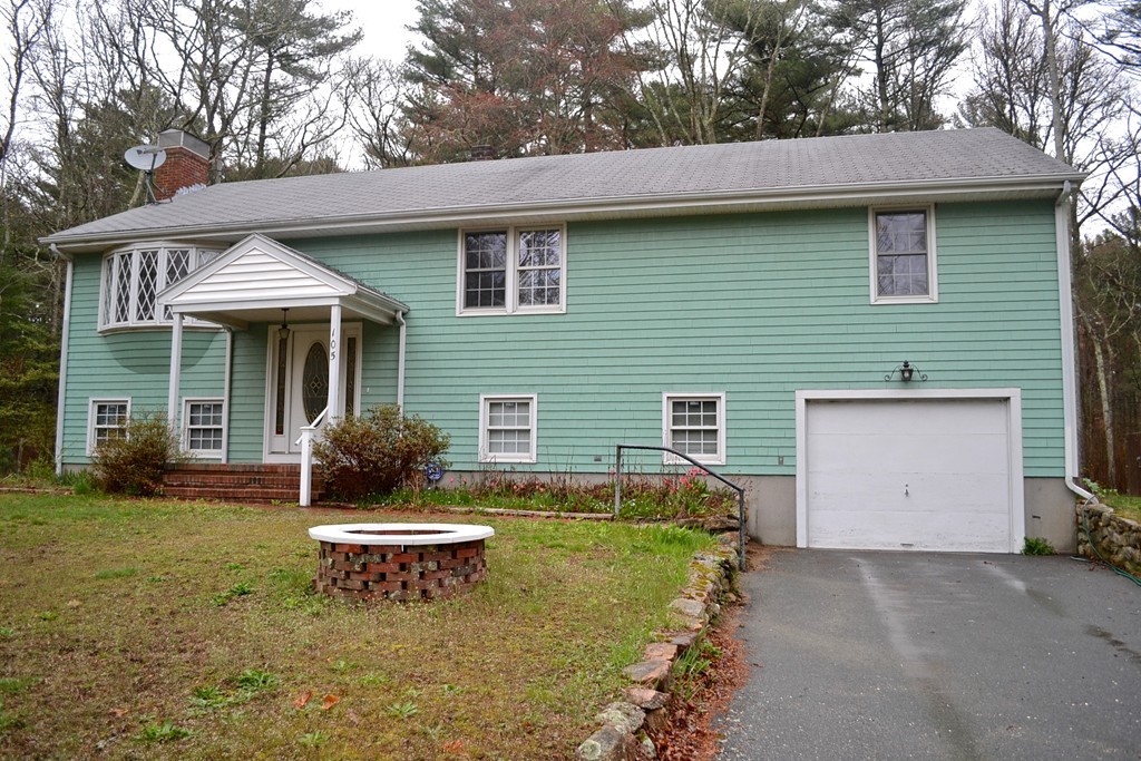 105 New Boston Road Fairhaven, MA 02719 - Photo 1 of 21 Gallery Image 1
