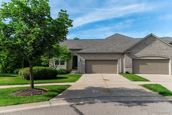 $435,000 | 613 Zion Court, Howell, MI 48843