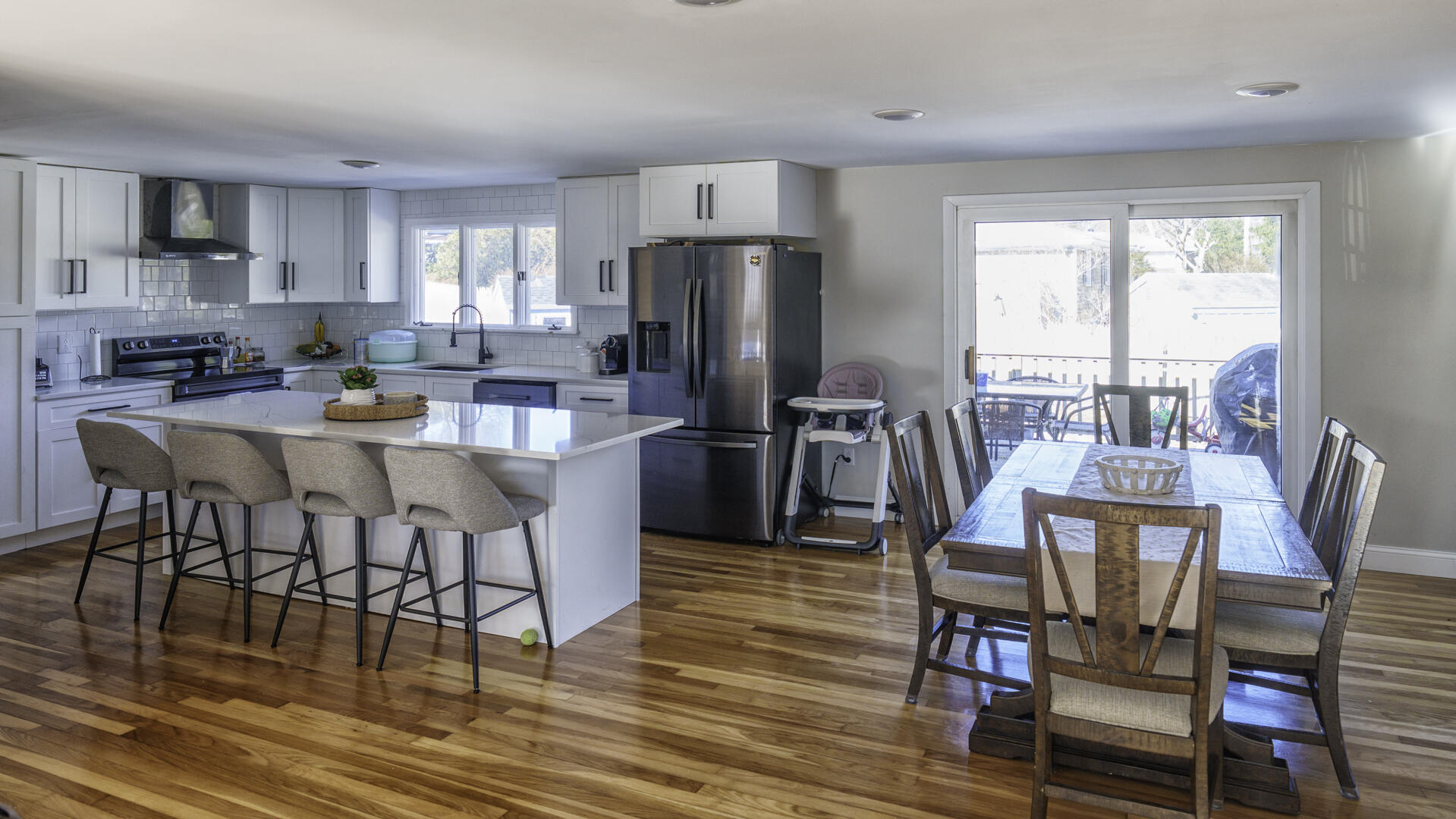 4 Don's Way, South Dennis, MA 02660 Compass