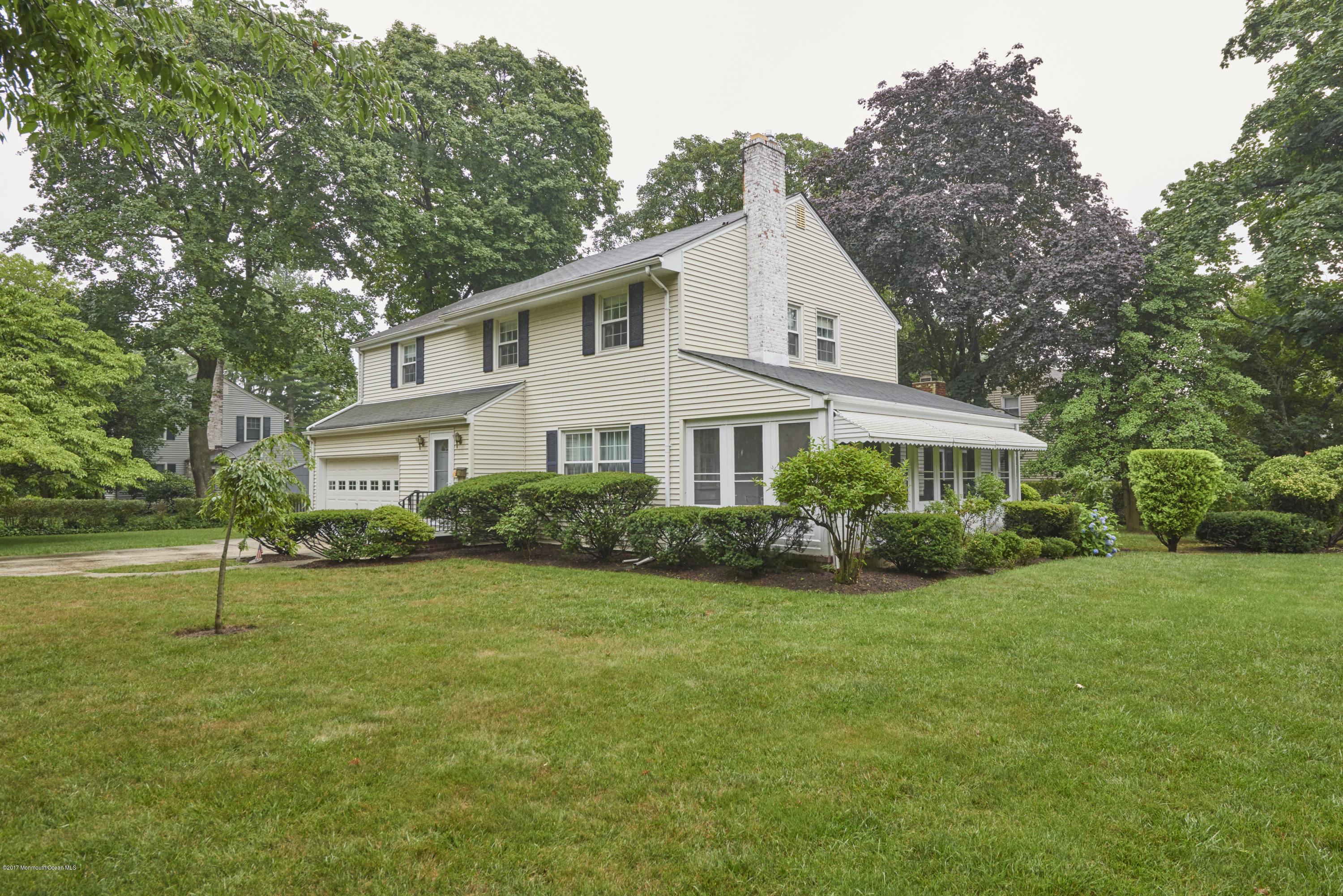 39 Garden Road Shrewsbury, NJ 07702 - Photo 4 of 30 BAP_8921