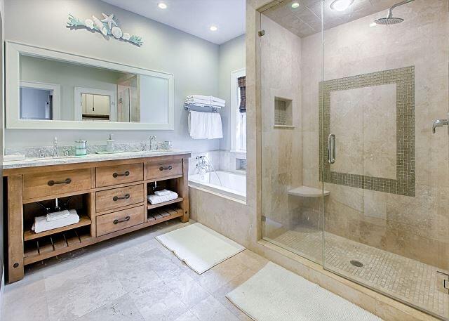 94 Pointe Circle Santa Rosa Beach, FL 32459 - Photo 9 of 14 Master Bath