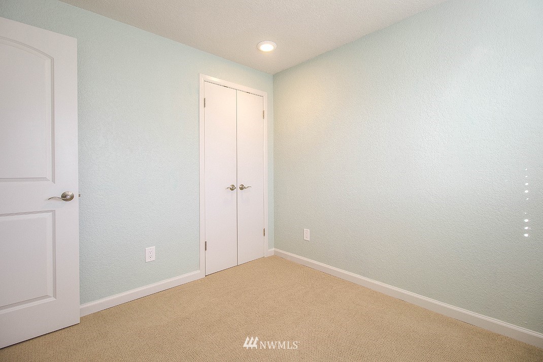 22605 14th Place West Bothell, WA 98021 - Photo 12 of 23