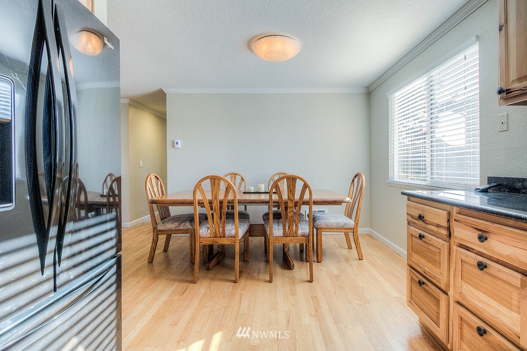 22605 14th Place West Bothell, WA 98021 - Photo 4 of 23