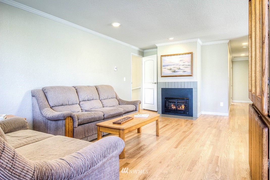 22605 14th Place West Bothell, WA 98021 - Photo 6 of 23