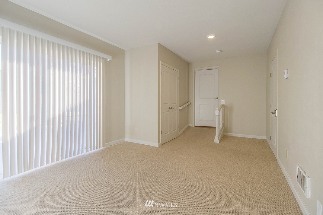 22605 14th Place West Bothell, WA 98021 - Photo 8 of 23