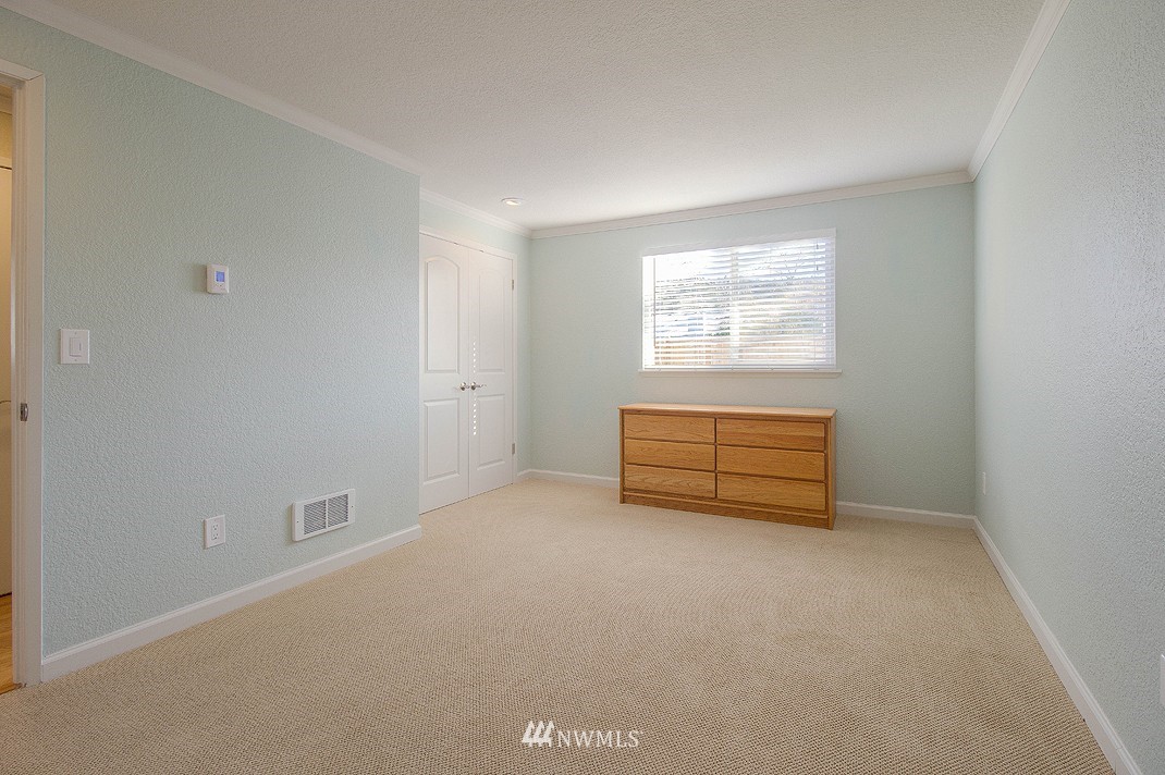 22605 14th Place West Bothell, WA 98021 - Photo 10 of 23