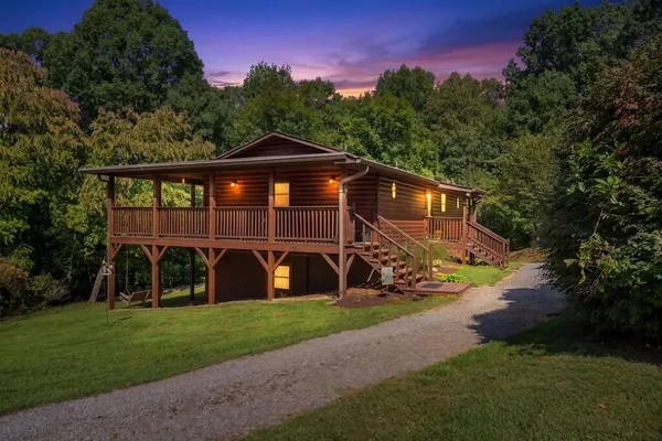 $395,000 | 223 Mountain Breezes Drive, Hayesville, NC 28904