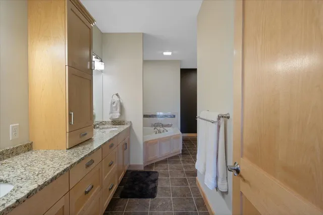 $750,000 | 1329 South Oak Street, Lake City, MN 55041