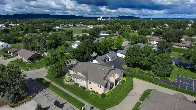 $750,000 | 1329 South Oak Street, Lake City, MN 55041