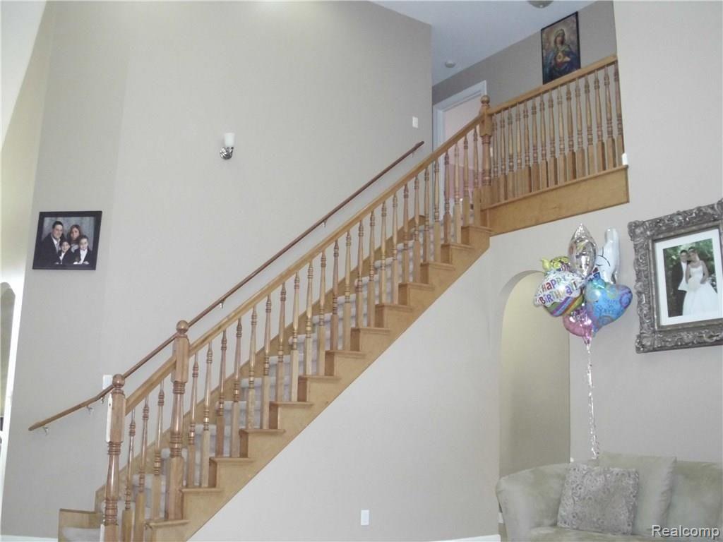 3303 Hazelton Avenue Rochester, MI 48307 - Photo 23 of 53 DSCI5646.JPG