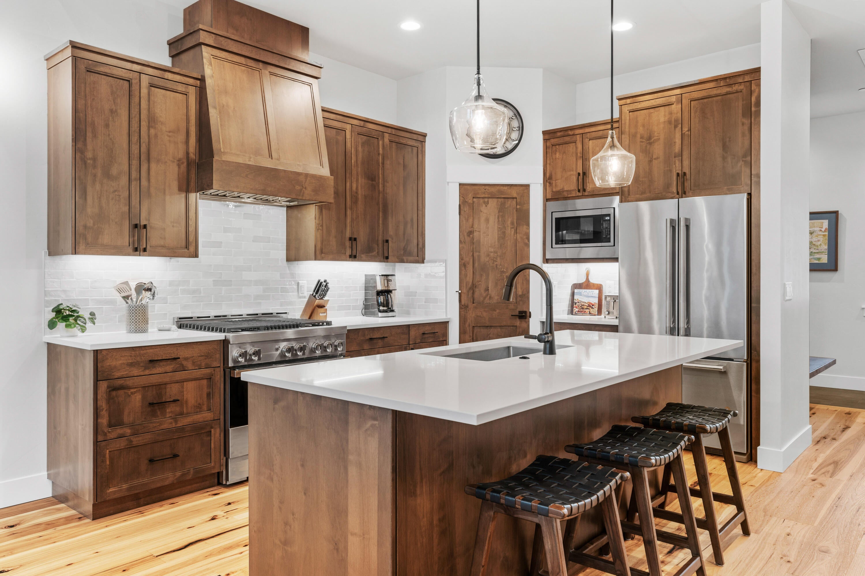18160 Forestbrook Loop Bend, Unit 5 Bend, OR 97707 - Photo 6 of 37 11-Kitchen