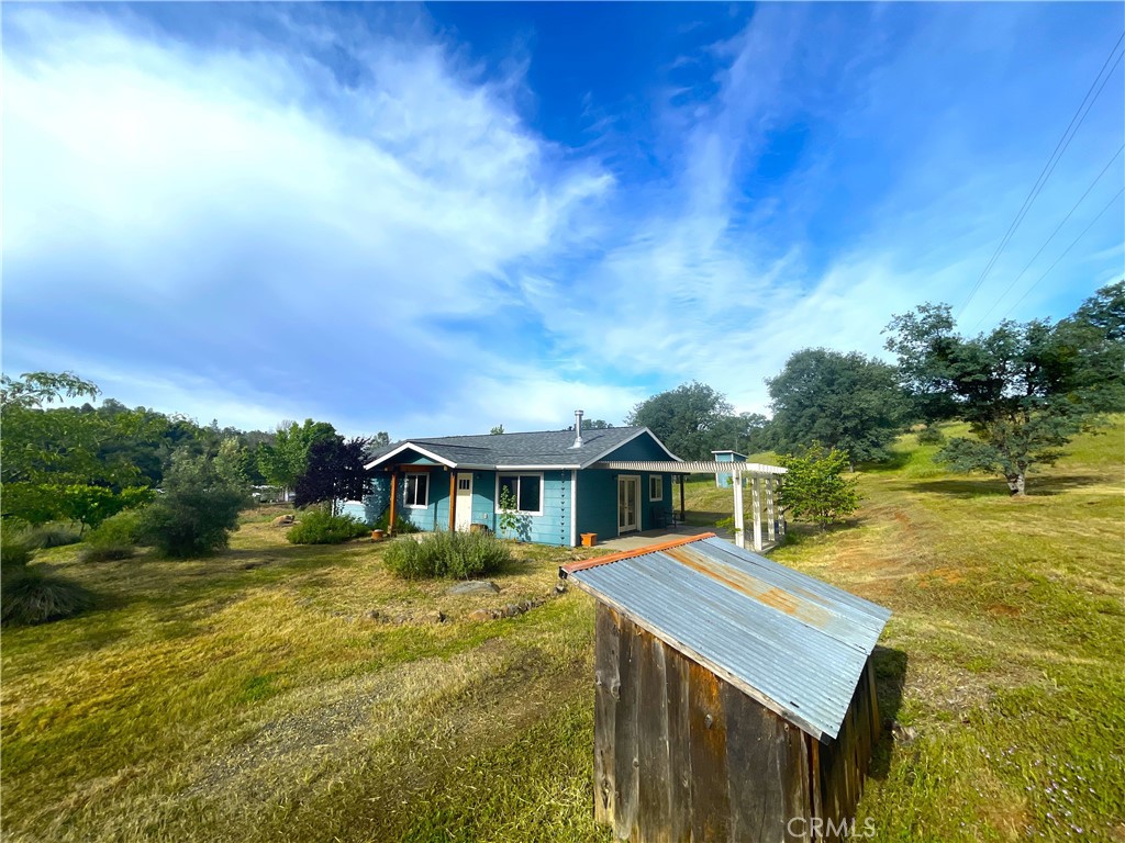 4176 Sebastopol Road Mariposa, CA 95338 - Photo 2 of 30